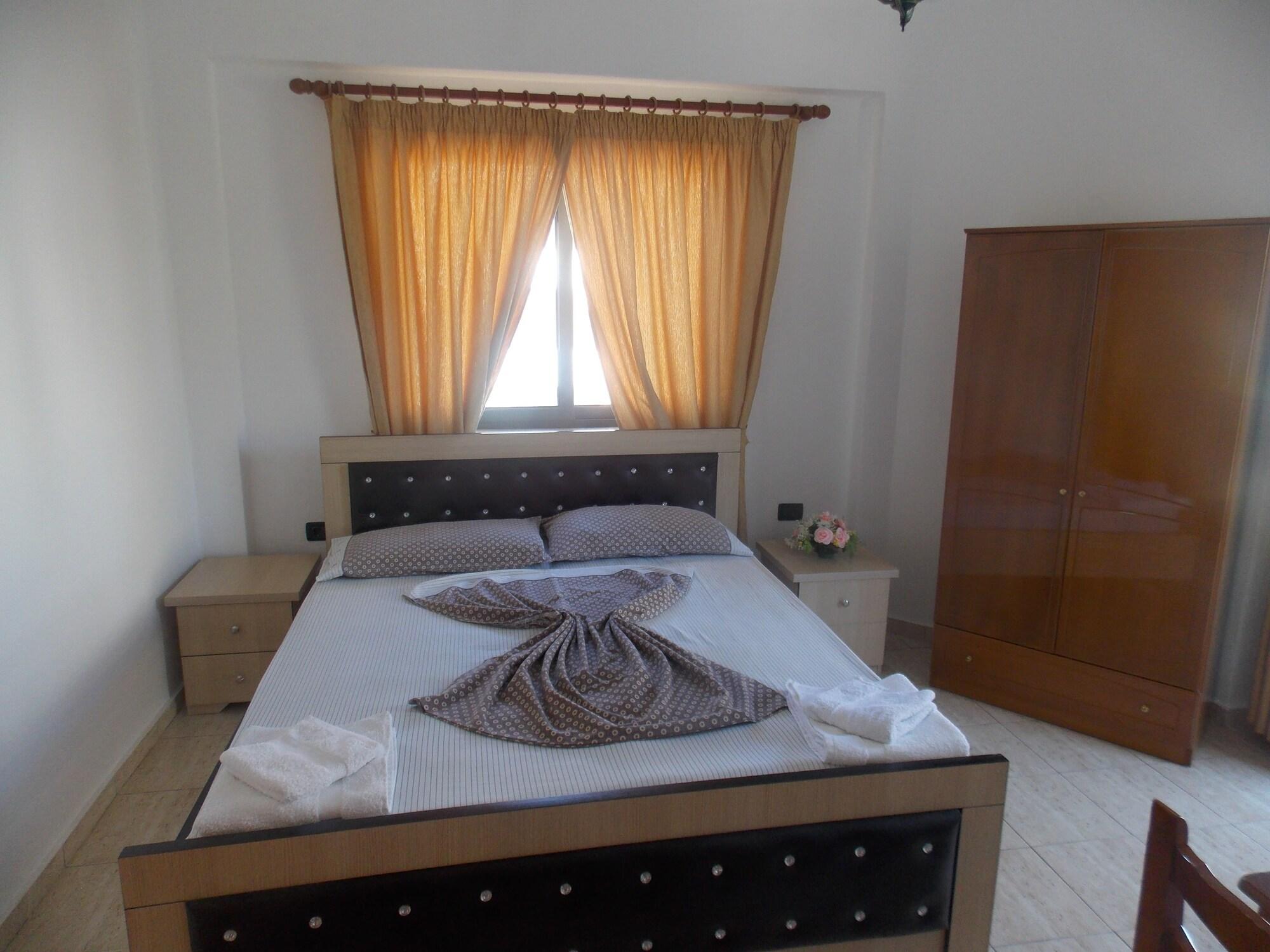Blue Residence Sarandë Exterior foto
