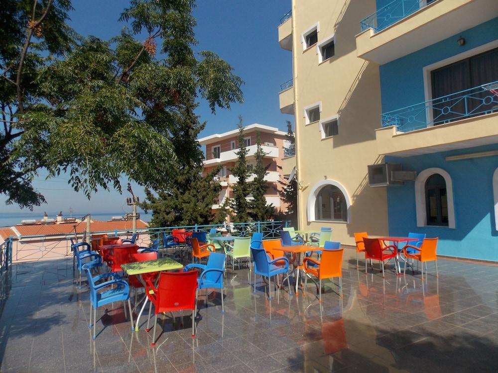 Blue Residence Sarandë Exterior foto