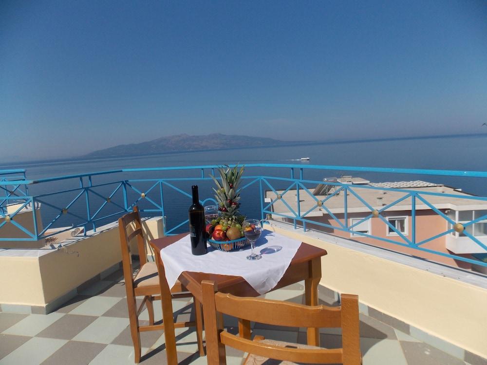 Blue Residence Sarandë Exterior foto